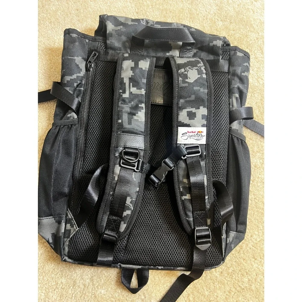 Red Bull Signature Series Digital Camo Backpack Gray Black Tactical Rucksack‎